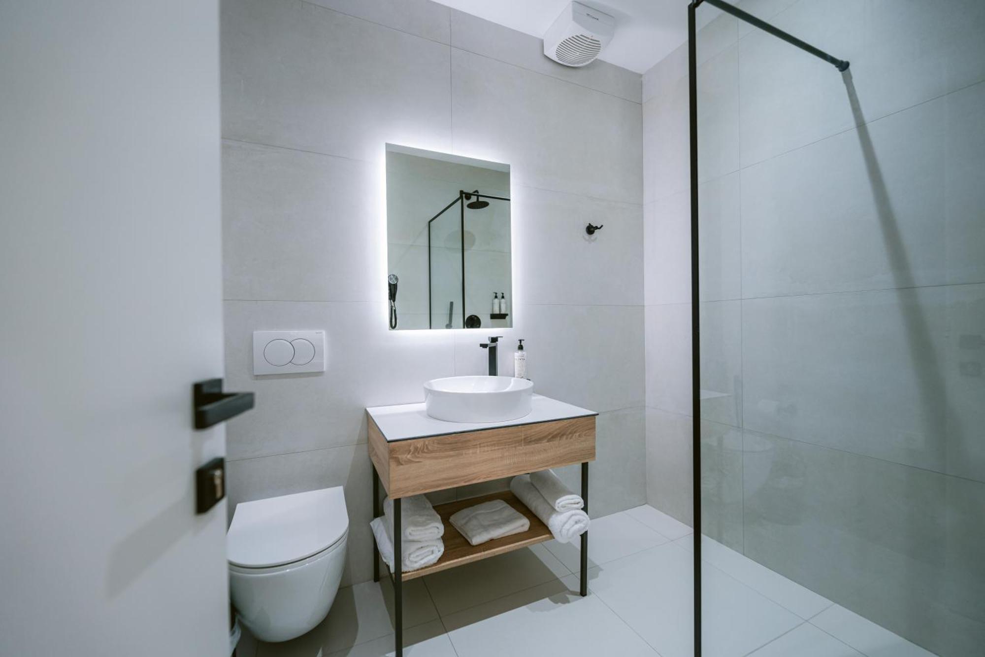 Tribute Hotel Shkoder Ngoại thất bức ảnh